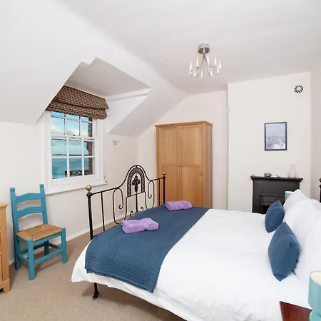 Cottage By The Beach With Fantastic Sea Views Yarmouth  Exterior photo